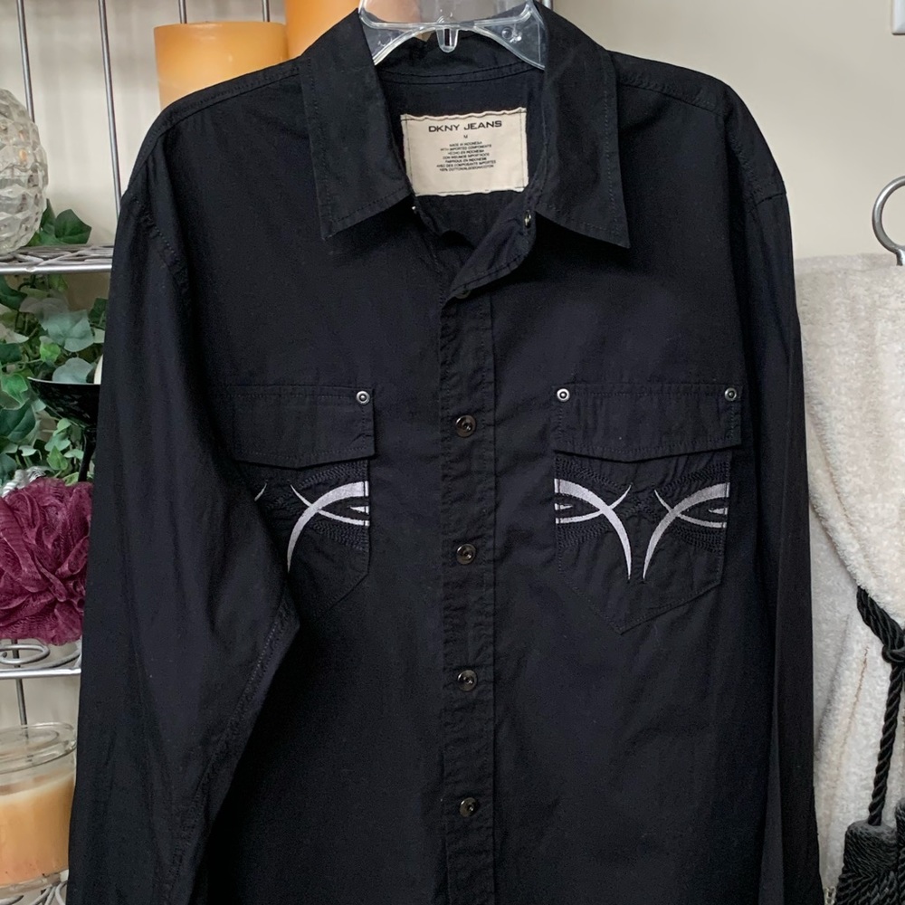 NWOT DKNY JEANS BLACK long-sleeved snap down shirt, cowboy youthful